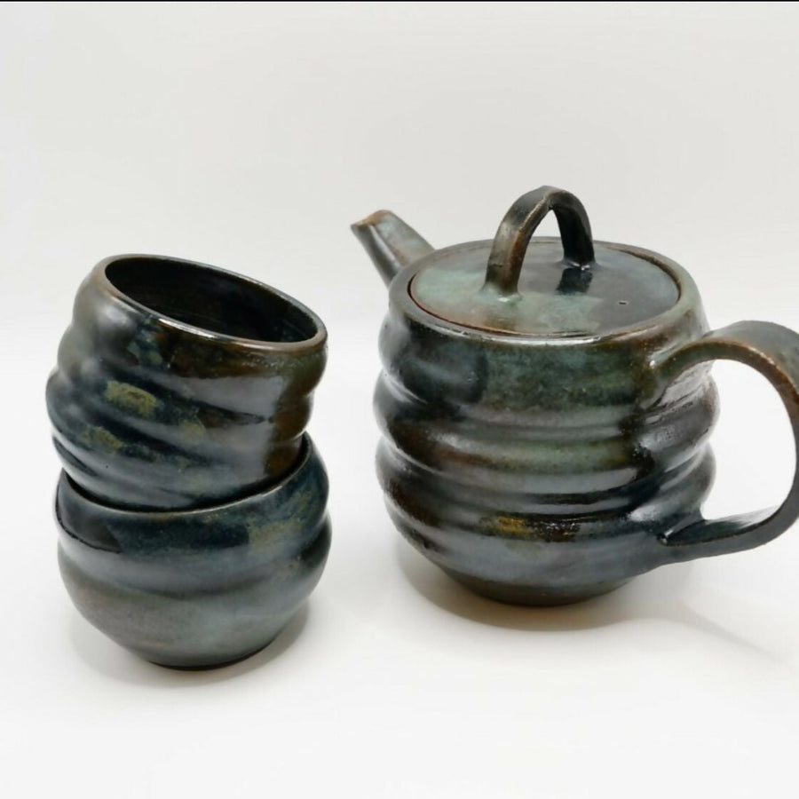 Hinterlands Tea Pot And Cups